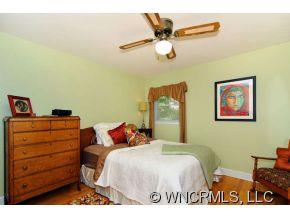 28 Pinehurst Road Asheville NC 28805