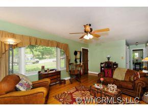 28 Pinehurst Road Asheville NC 28805