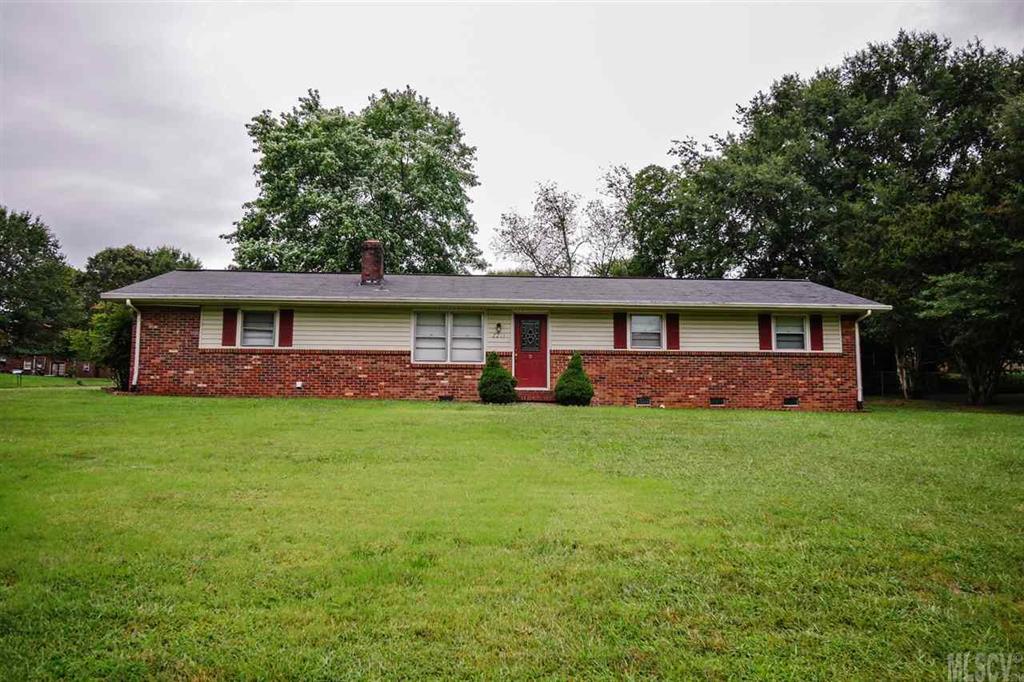 2211 24th Street Circle NE Hickory NC 28601