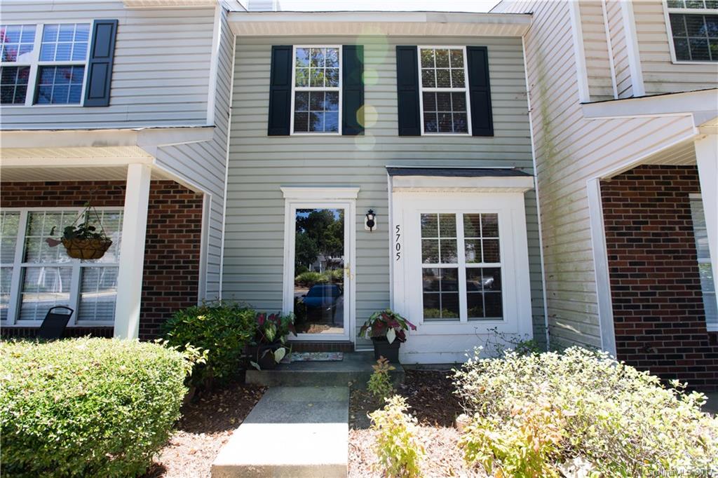 5705 Cougar Lane Charlotte NC 28269