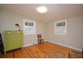 17 Green Valley Road Asheville NC 28806