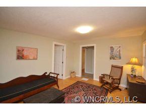 17 Green Valley Road Asheville NC 28806