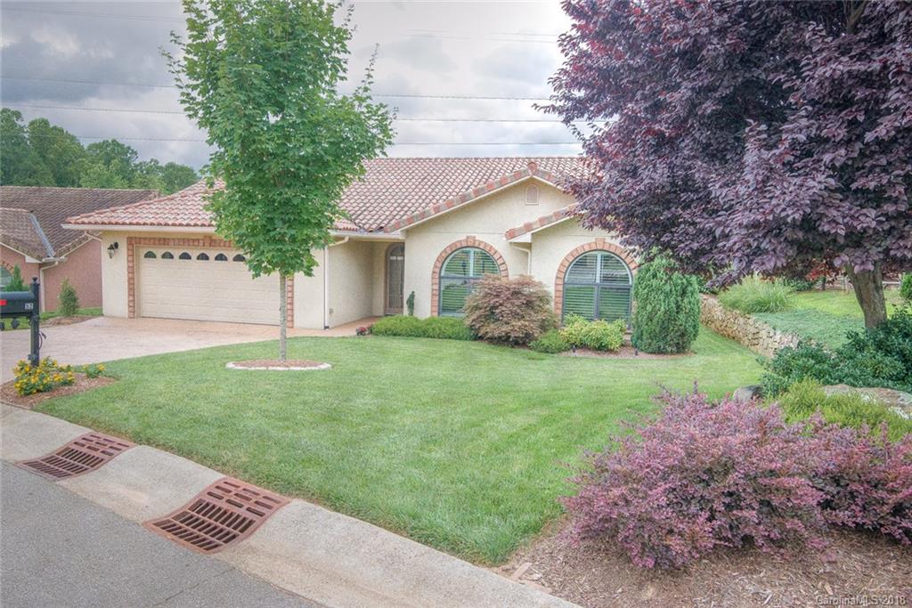 52 Ocaso Drive Asheville NC 28806
