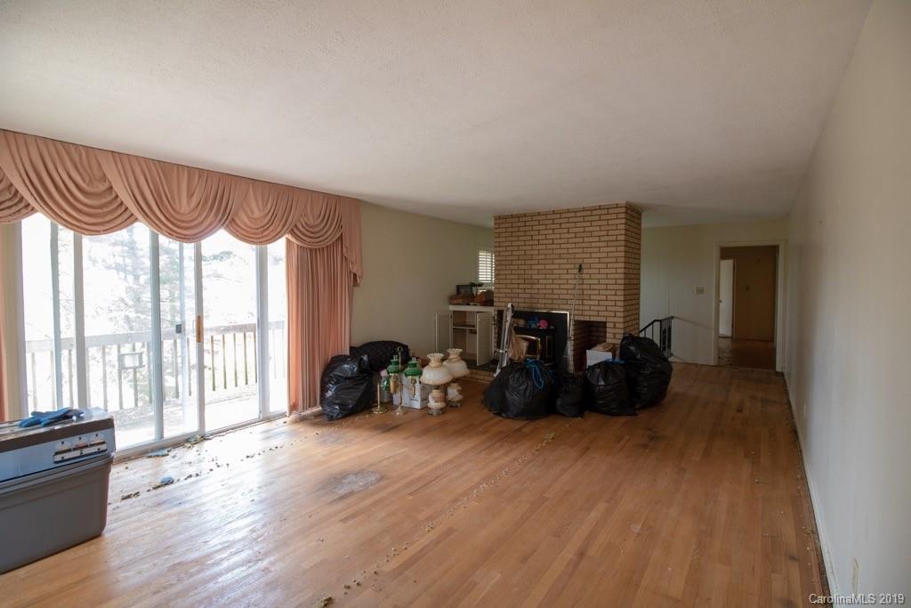 14 Cardinal Drive Asheville NC 28806