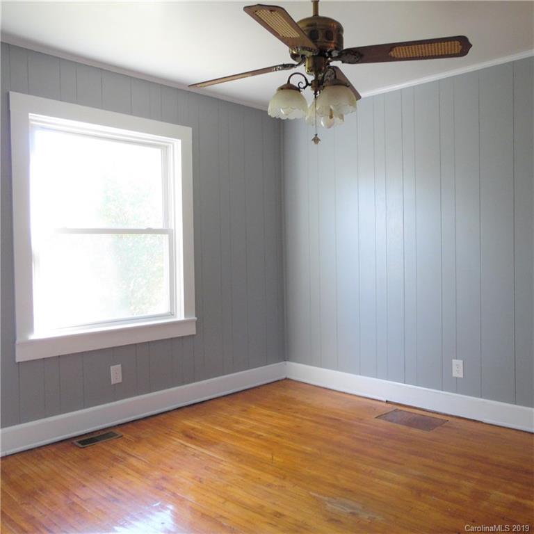 89 Leach Street Marion NC 28752