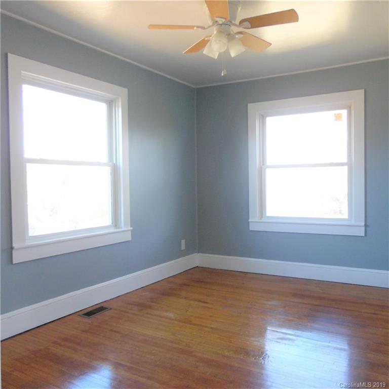 89 Leach Street Marion NC 28752