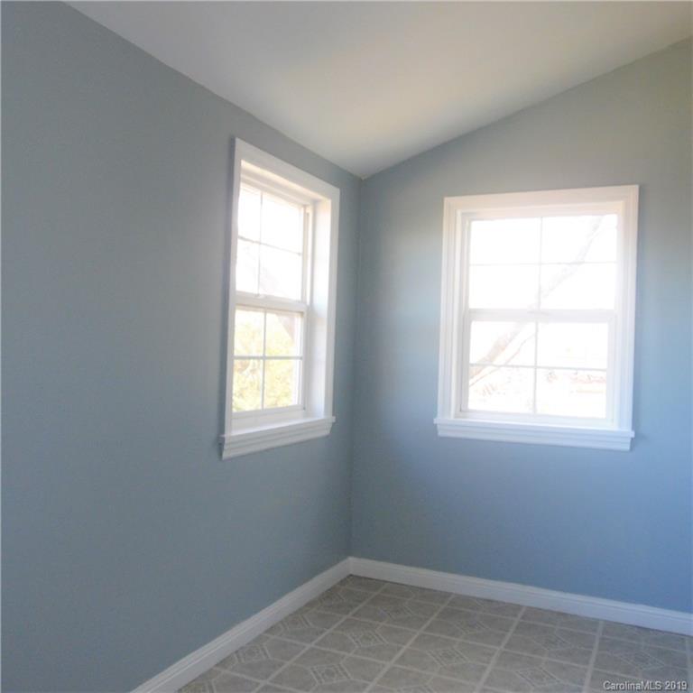 89 Leach Street Marion NC 28752