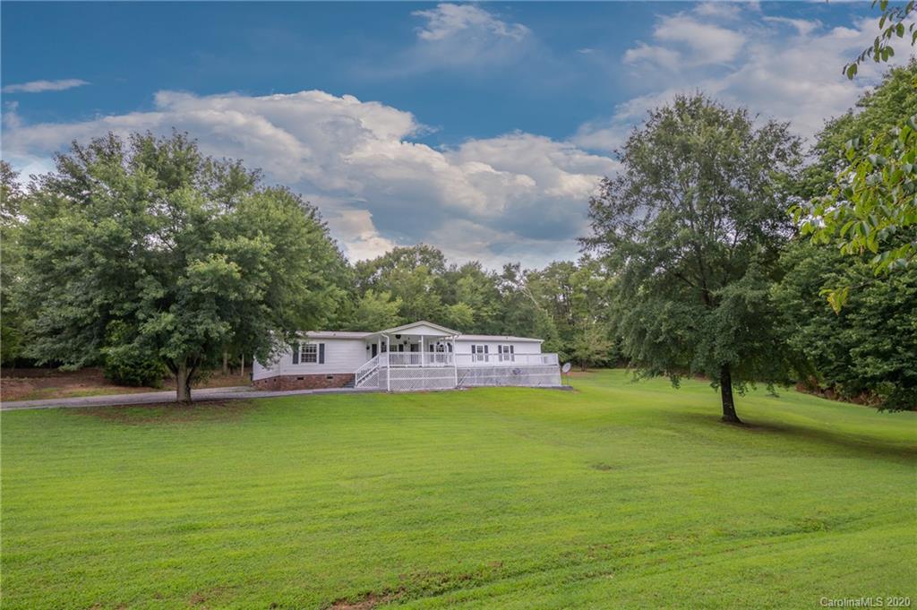 1421 Old Henrietta Road Forest City NC 28043