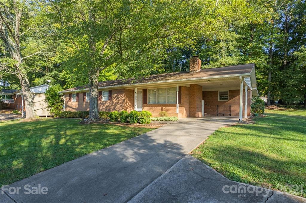 263 Rolling Park Drive Lexington NC 27295