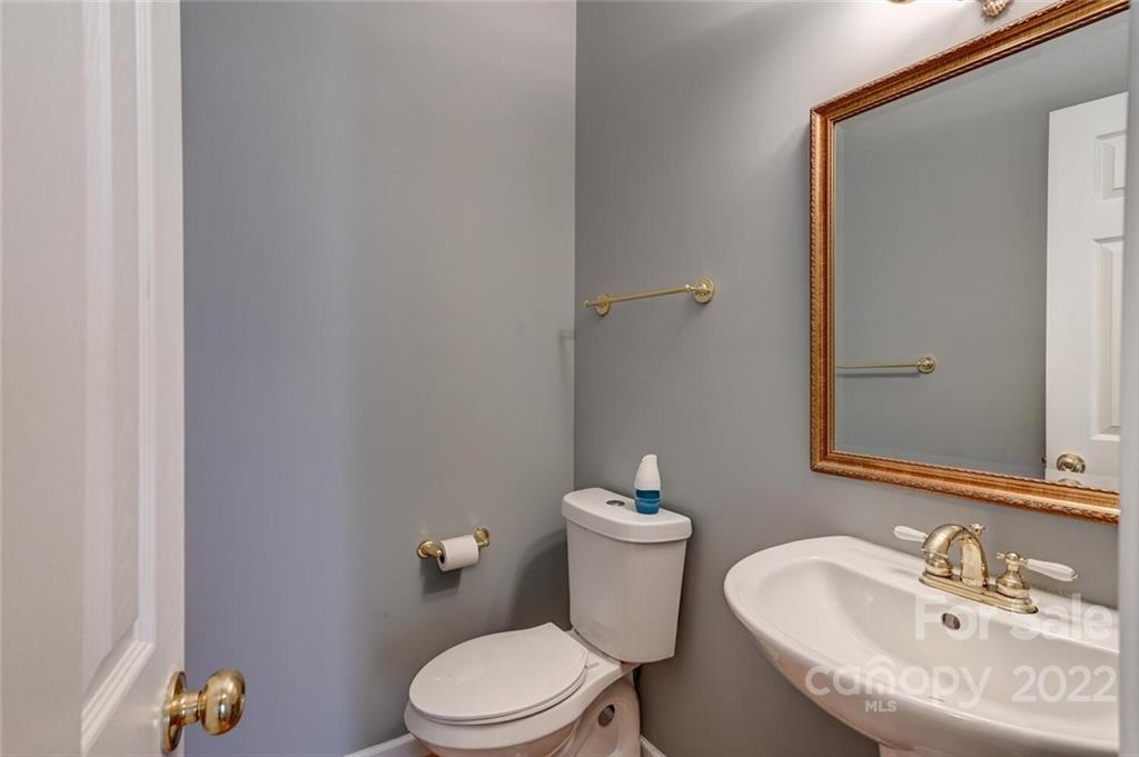 14 Wyntree Drive Asheville NC 28803