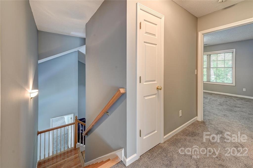14 Wyntree Drive Asheville NC 28803