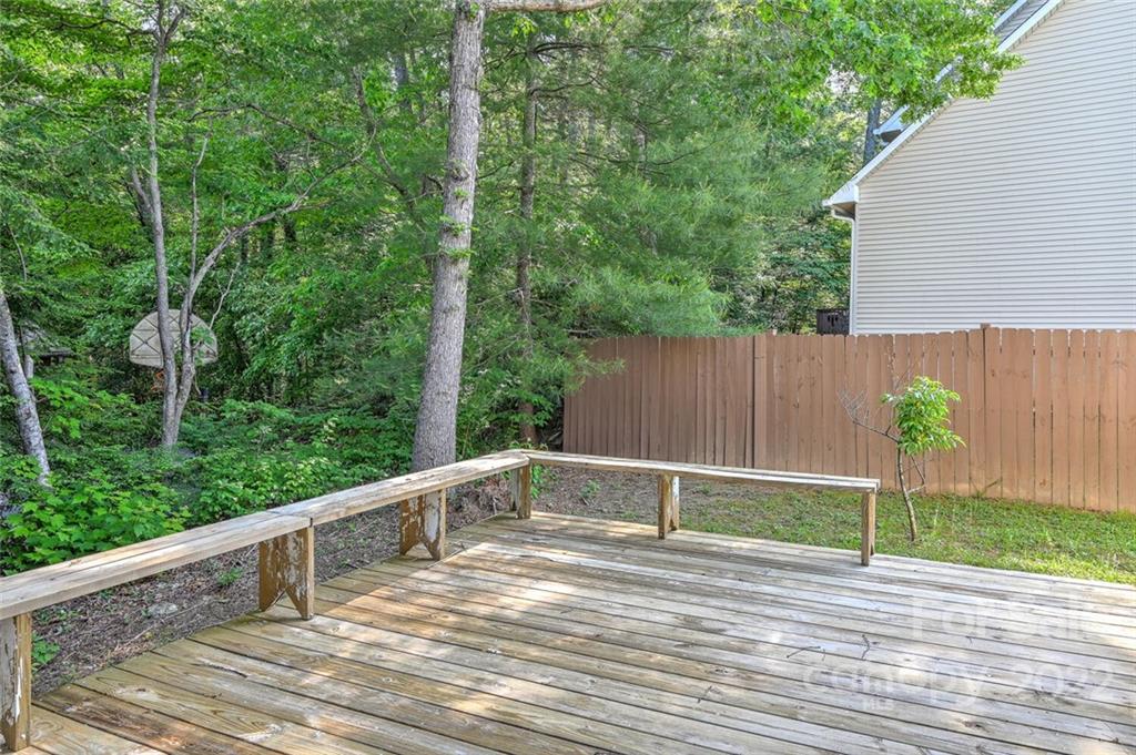 14 Wyntree Drive Asheville NC 28803