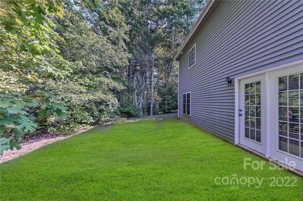 14 Wyntree Drive Asheville NC 28803