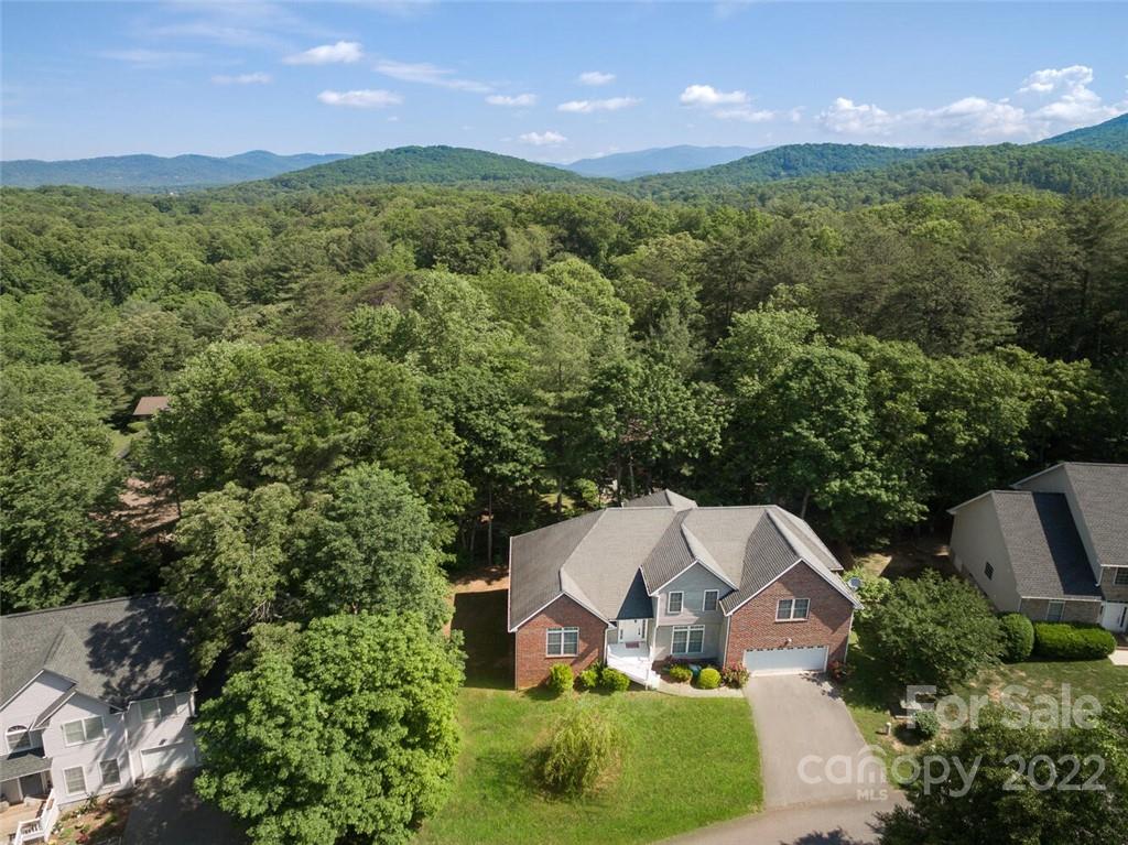 14 Wyntree Drive Asheville NC 28803