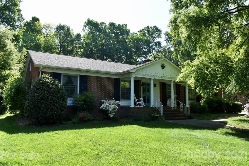 842 Longbow Road Charlotte NC 28211