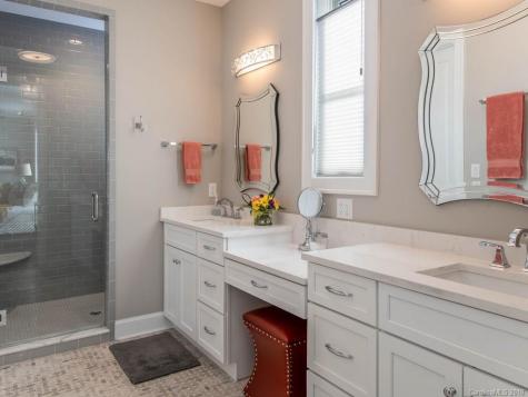 49 French Willow Drive Asheville NC 28804