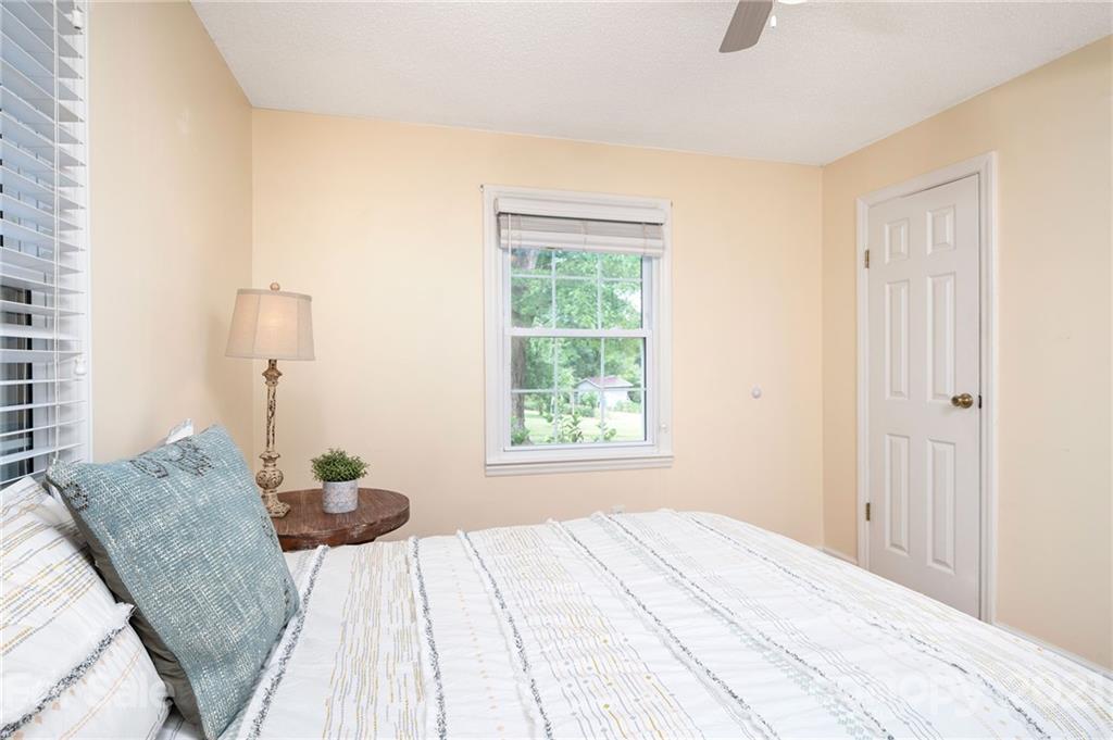 14 Stoney Knob Heights Weaverville NC 28787