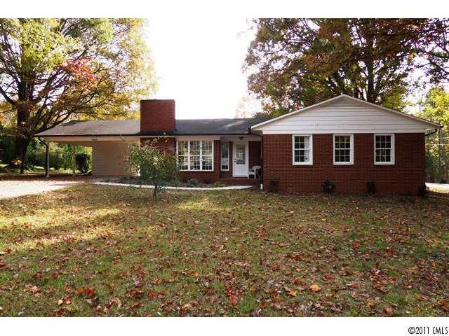 404 Virginia Avenue Statesville NC 28677