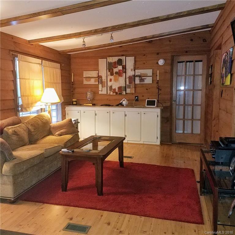 27 Dove Tree Lane Asheville NC 28806