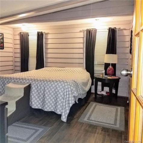 27 Dove Tree Lane Asheville NC 28806