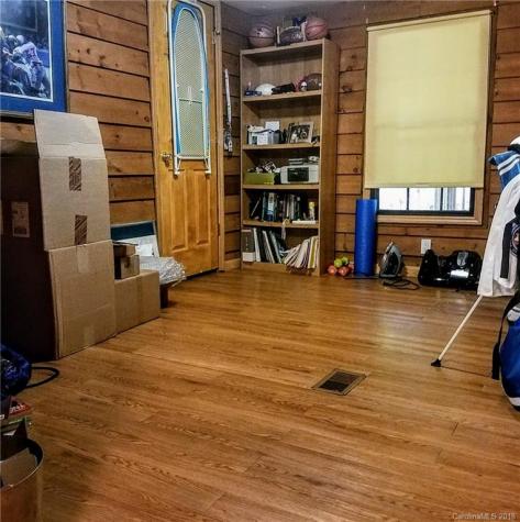 27 Dove Tree Lane Asheville NC 28806