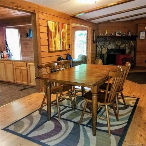 27 Dove Tree Lane Asheville NC 28806