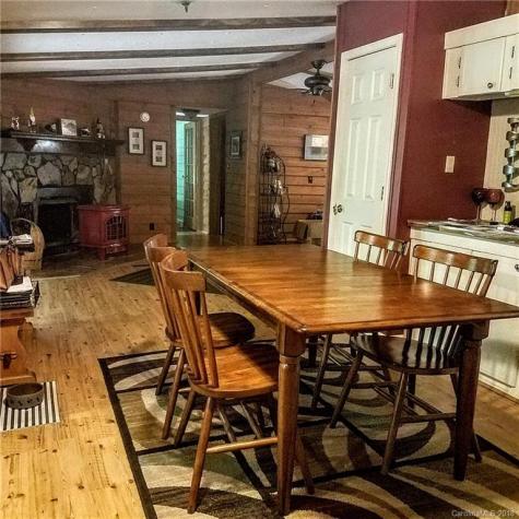 27 Dove Tree Lane Asheville NC 28806