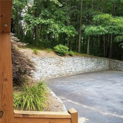 27 Dove Tree Lane Asheville NC 28806