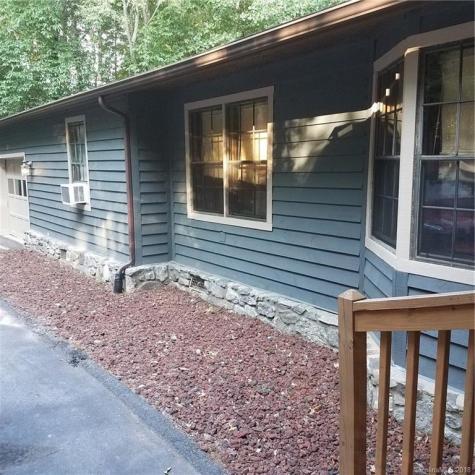 27 Dove Tree Lane Asheville NC 28806
