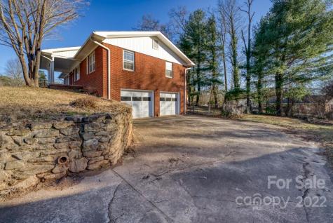 10 Meadowlark Road Asheville NC 28805