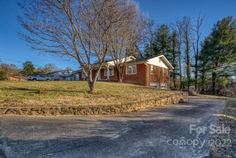 10 Meadowlark Road Asheville NC 28805