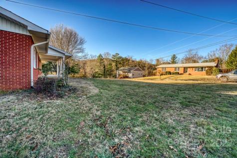 10 Meadowlark Road Asheville NC 28805