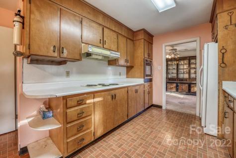 10 Meadowlark Road Asheville NC 28805