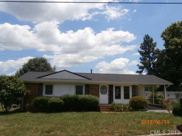 618 Efird Street Gastonia NC 28054