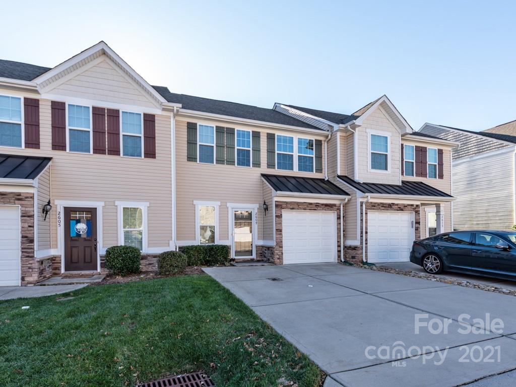 2609 Silverthorn Drive Charlotte NC 28273