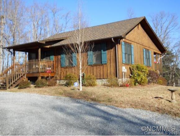 202 Old Southside Road Saluda NC 28773