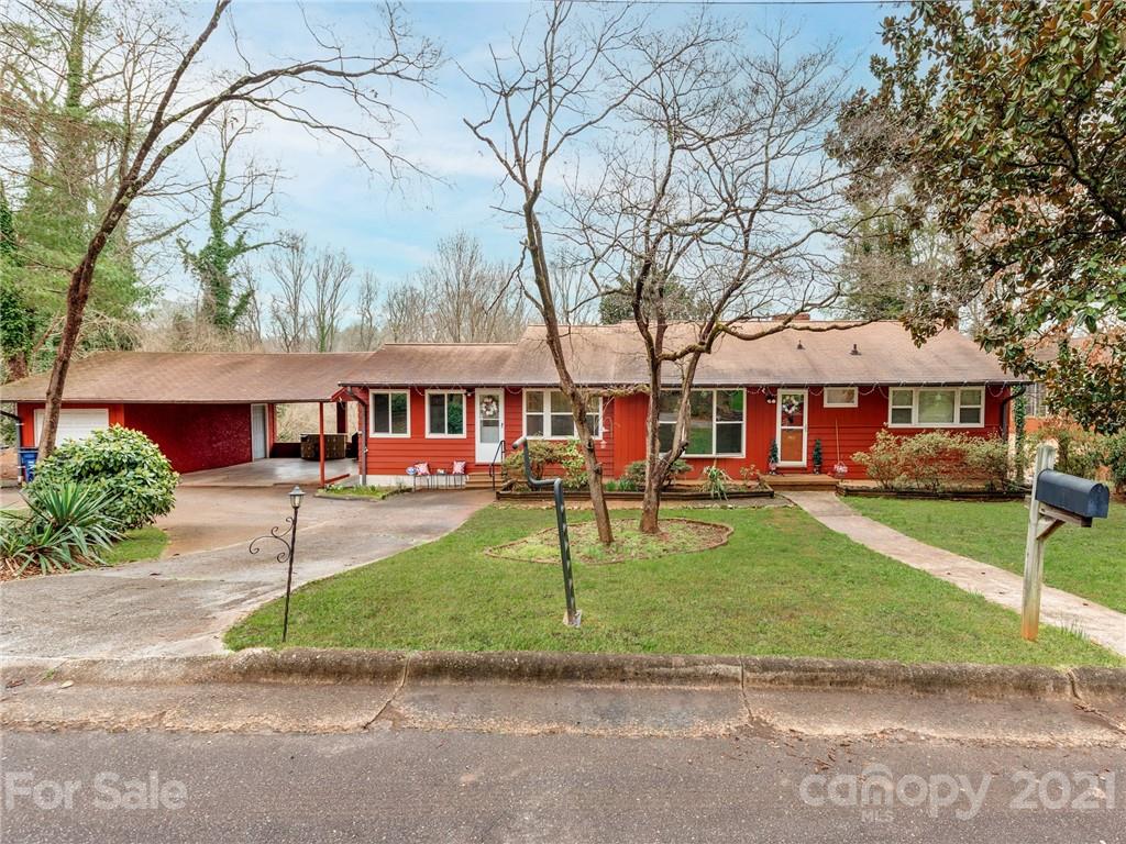 711 N Oakwood Drive Statesville NC 28677