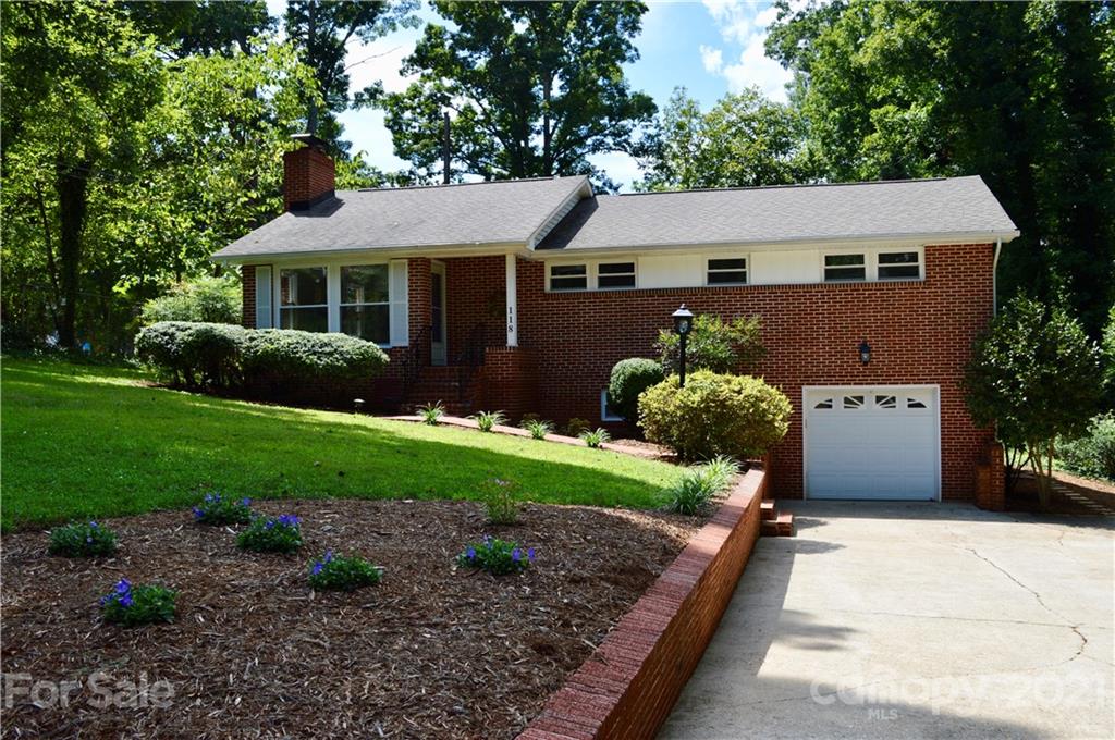118 Falls Street Morganton NC 28655