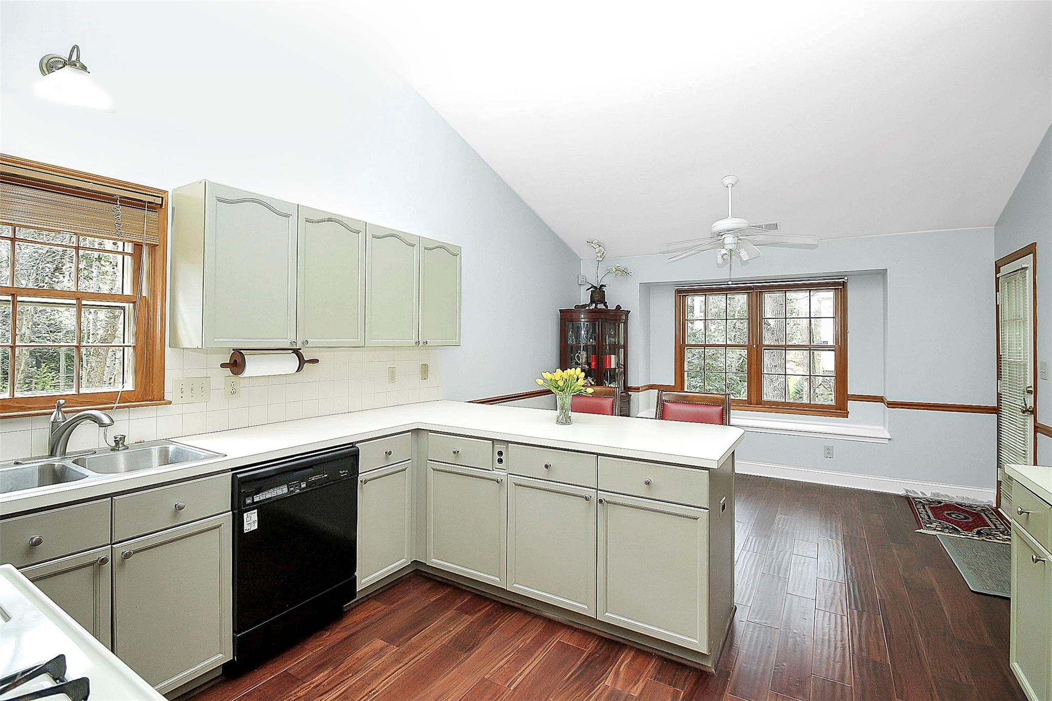2806 Newport Lane Matthews NC 28105