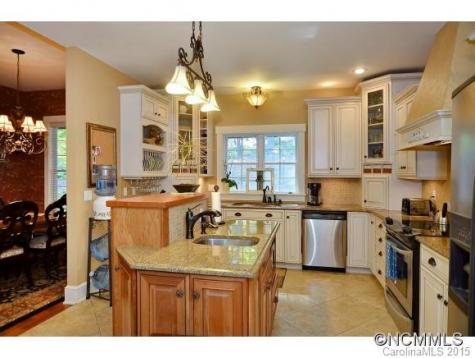 47 Rustling Oaks Lane Asheville NC 28805