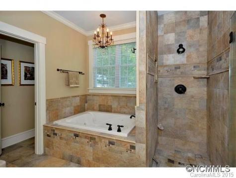 47 Rustling Oaks Lane Asheville NC 28805
