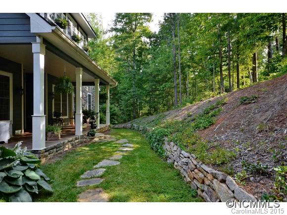 47 Rustling Oaks Lane Asheville NC 28805