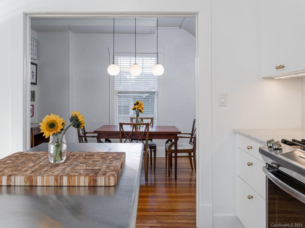 32 Forsythe Street Asheville NC 28801