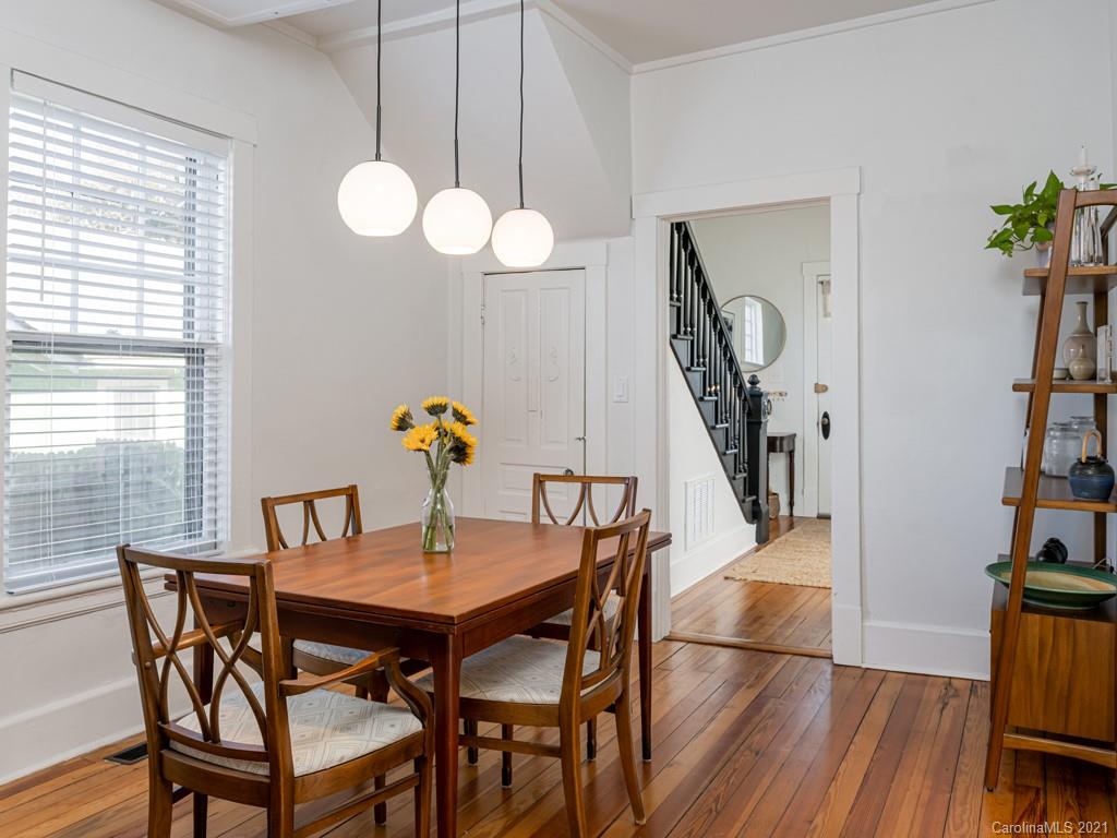 32 Forsythe Street Asheville NC 28801