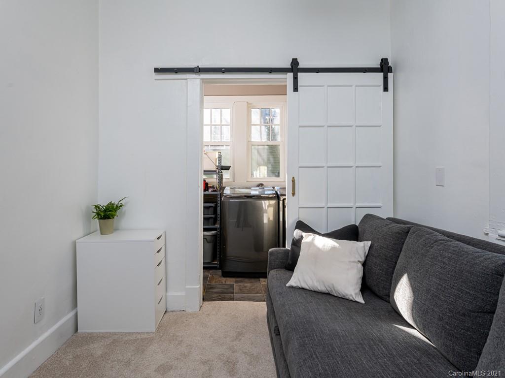 32 Forsythe Street Asheville NC 28801