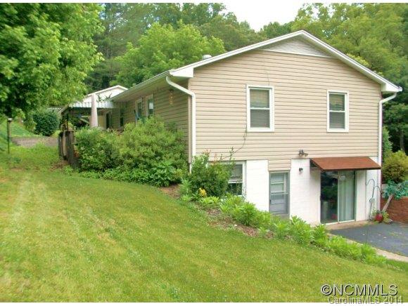 26 Pinehurst Court Asheville NC 28805
