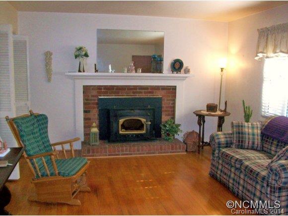 26 Pinehurst Court Asheville NC 28805