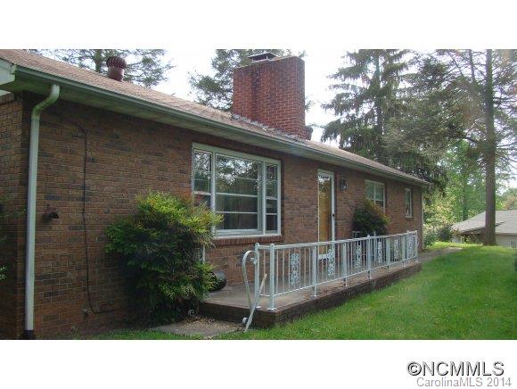 11 Fender Lane Candler NC 28715