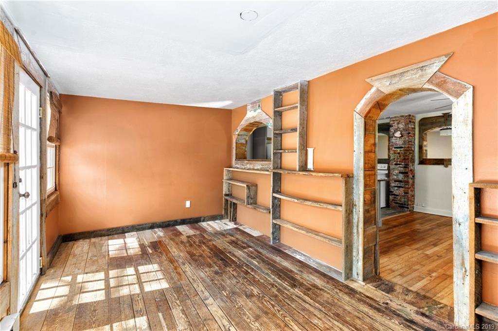 84 Bradley Street Asheville NC 28806