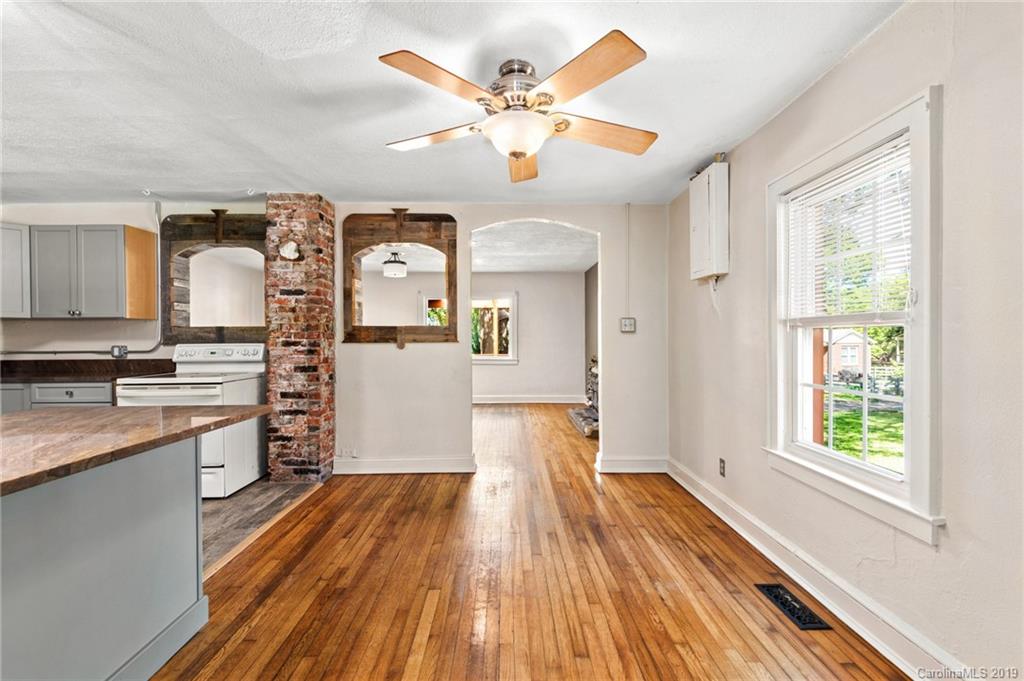84 Bradley Street Asheville NC 28806